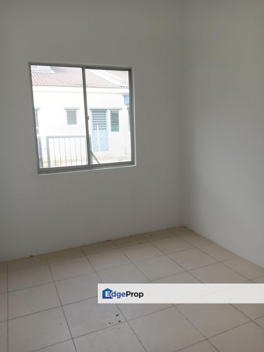 Taman Semaya, Iringan Bayu | Mambau, Sendayan | Single Storey Terrace, Intermediate Unit | Freehold Non-Bumi Lot, Negeri Sembilan, Seremban