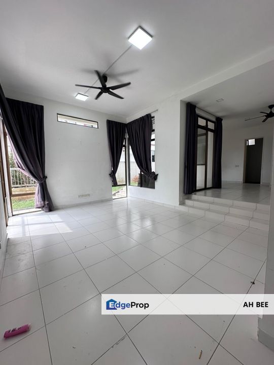 Taman Setia Tropika 2 storey cluster for rent , Johor, Setia Tropika