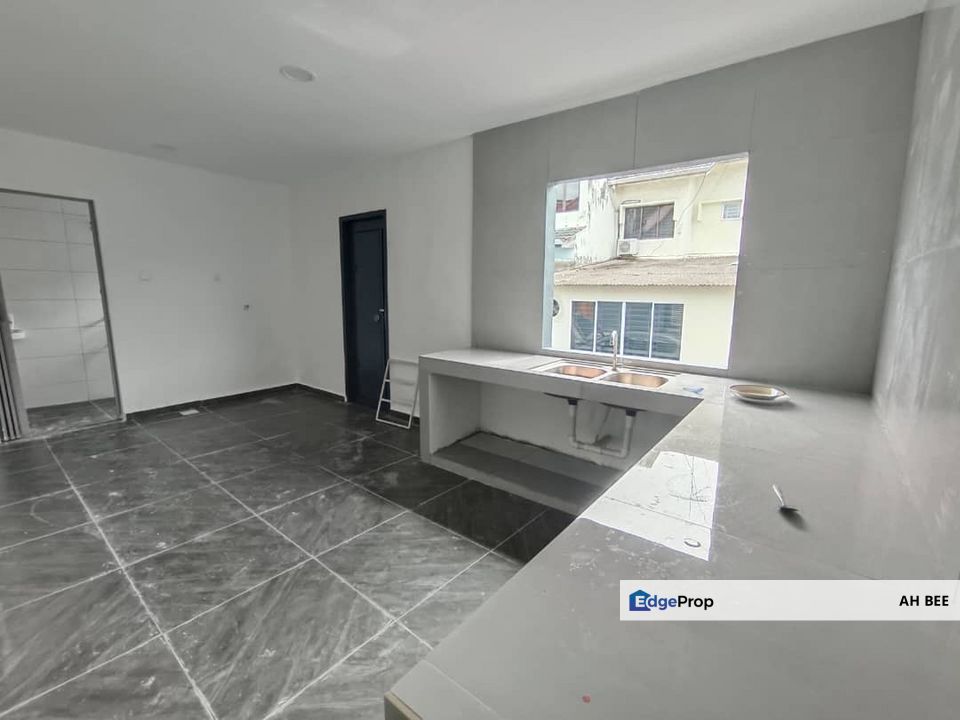 Taman Desa Harmoni beside Taman Molek Unblock View,  5 bedrooms, Johor, Masai