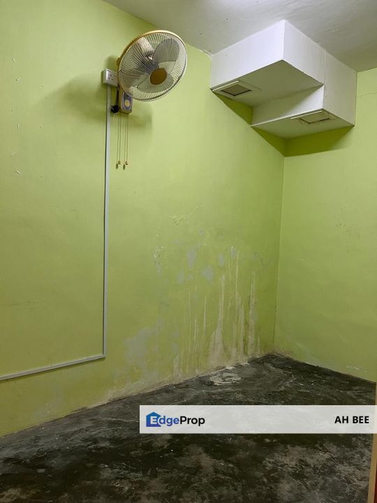 Bandar Putra Low Cost, Johor, Kulai