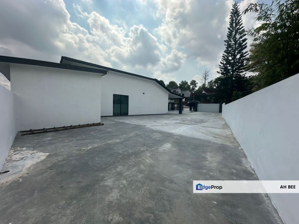 Taman Sri Skudai Single Storey terrace Corner lot for sale, Johor, Skudai