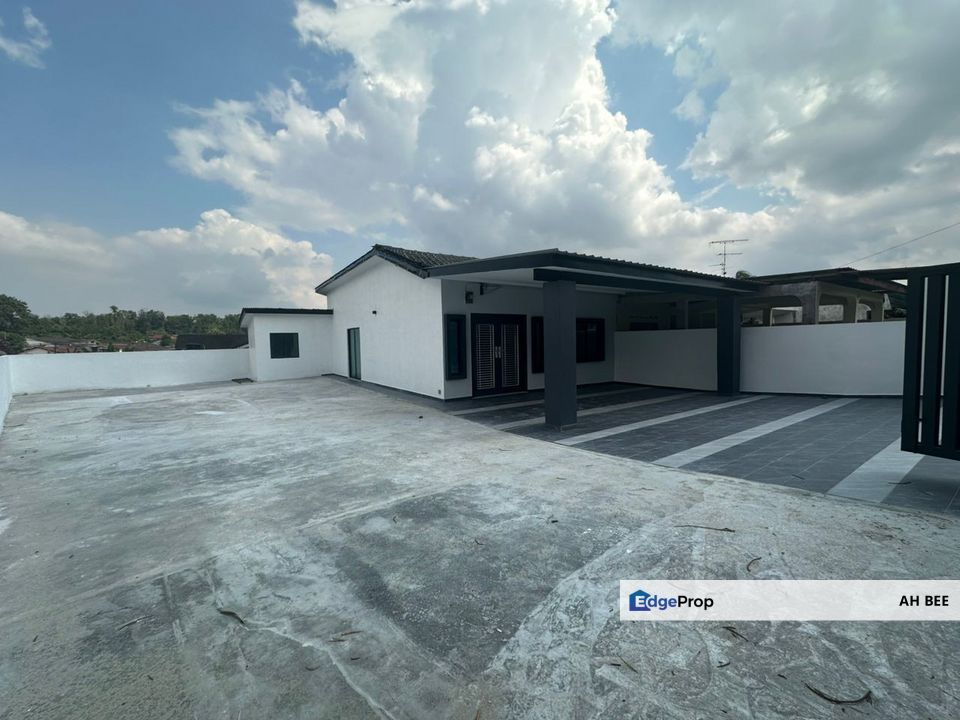 Taman Sri Skudai Single Storey terrace Corner lot for sale, Johor, Skudai