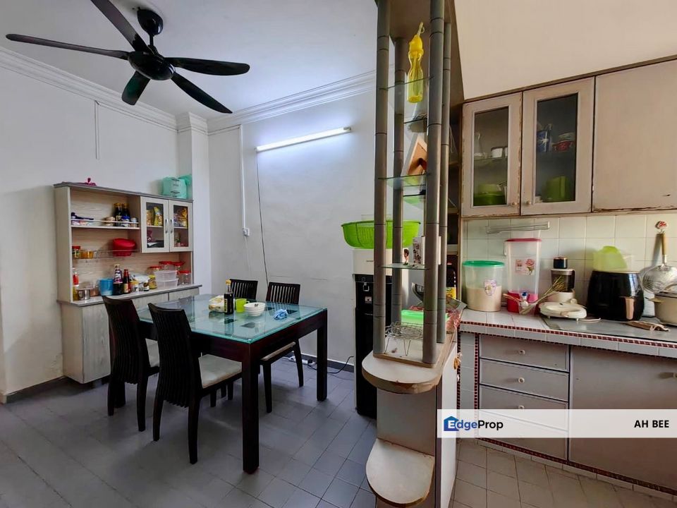 Permas Jaya Single Storey Endlot with 10ft land, Johor, Permas Jaya/Senibong