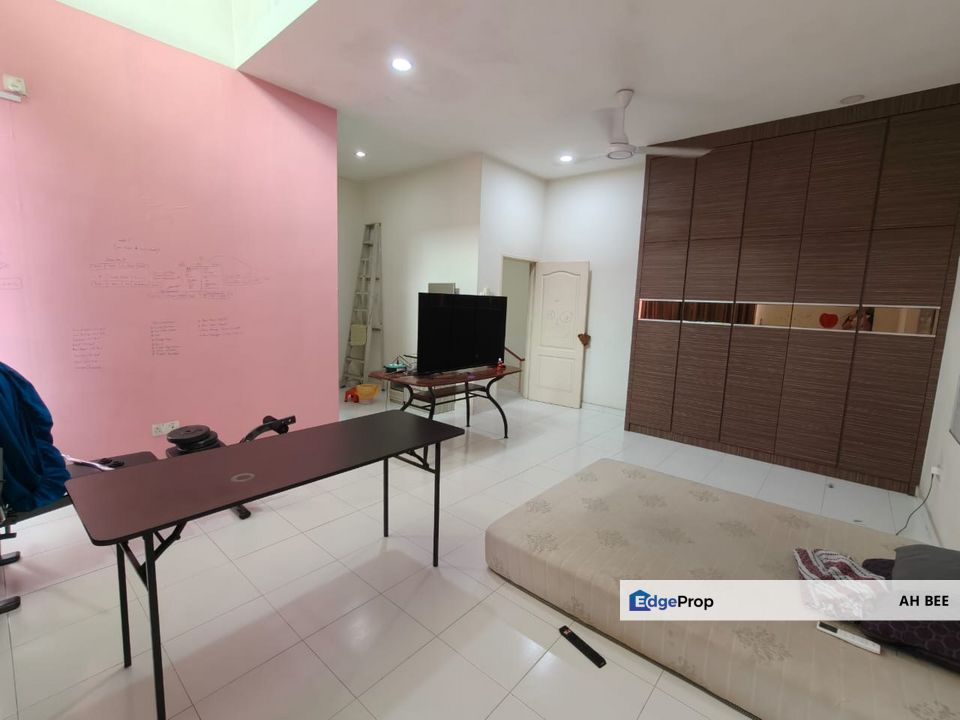 Taman Lagenda Putra Kulai 2 storey terrace Full Loan unit, Johor, Kulai