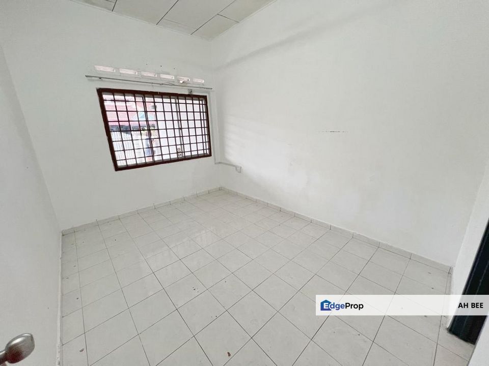 Taman Flora heights FULL Loan Single Storey, Johor, Pasir Gudang