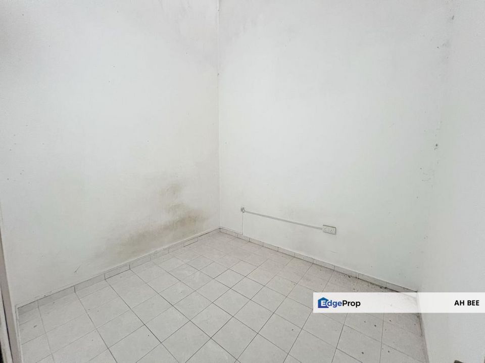 Taman Flora heights FULL Loan Single Storey, Johor, Pasir Gudang