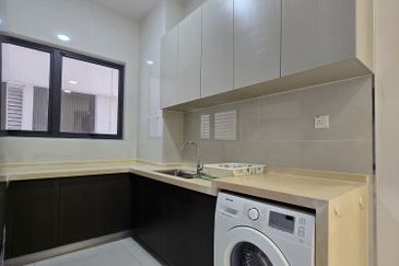 Royal Strand @ Country Garden Danga Bay