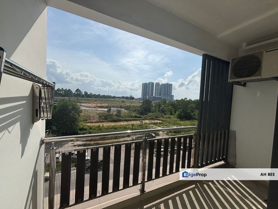 D secret garden studio for rent, Johor, Johor Bahru