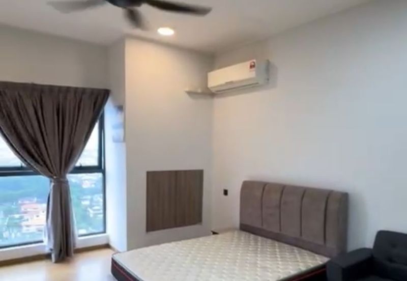 Baypoint @ Country Garden Danga Bay