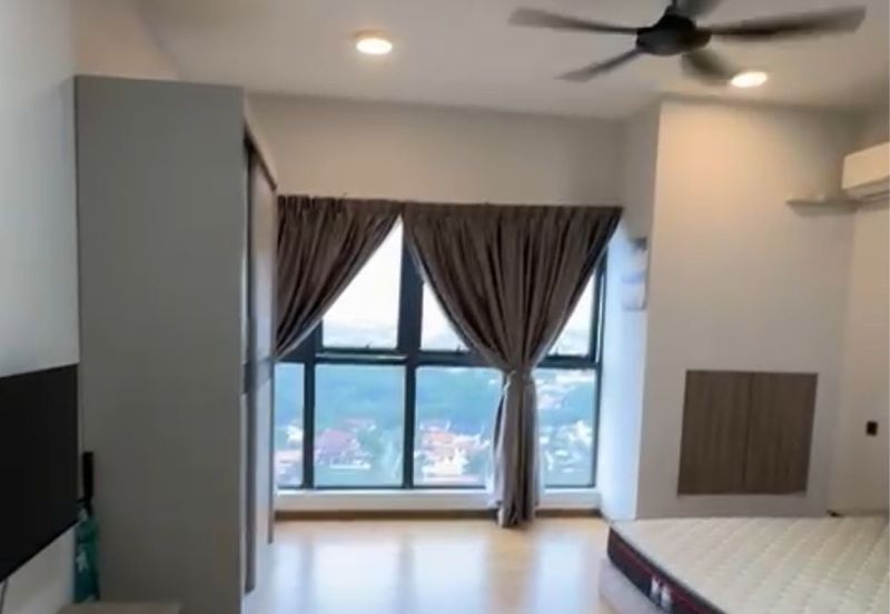 Baypoint @ Country Garden Danga Bay