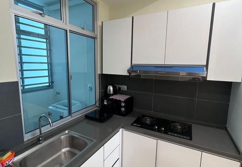 SKS Habitat Apartment, Larkin