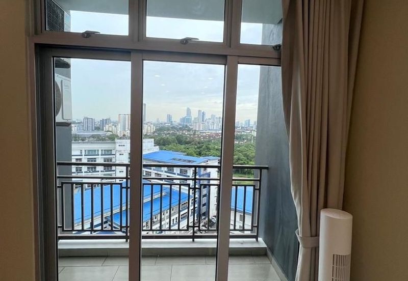 SKS Habitat Apartment, Larkin