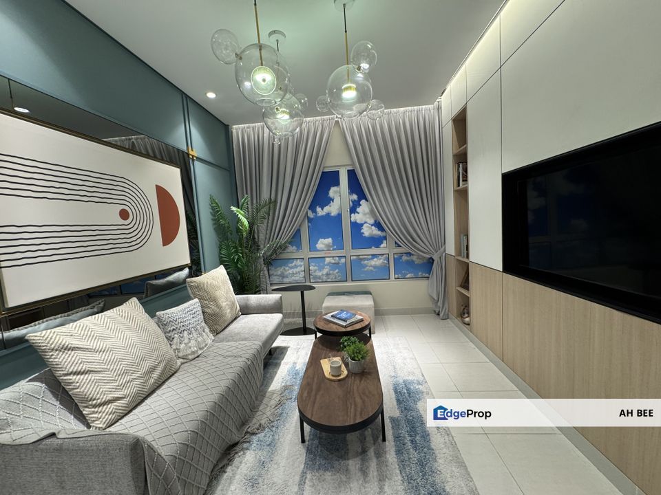 Molek brand new 3 bedrooms apartment, Johor, Johor Bahru