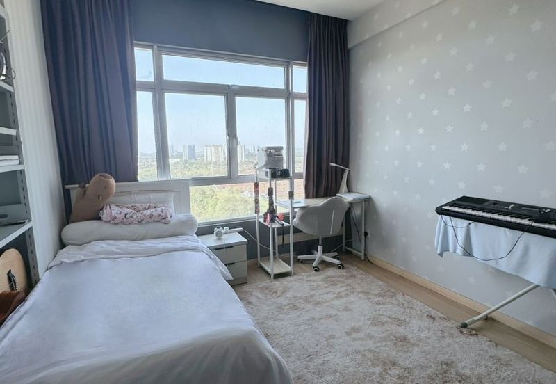 Midas Perling Apartment