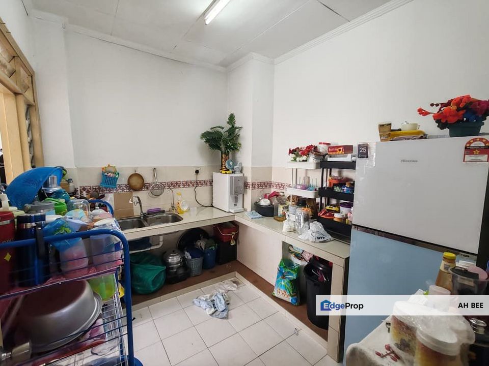 Skudai Villa 3 bedroom apartment for Sale, Johor, Skudai