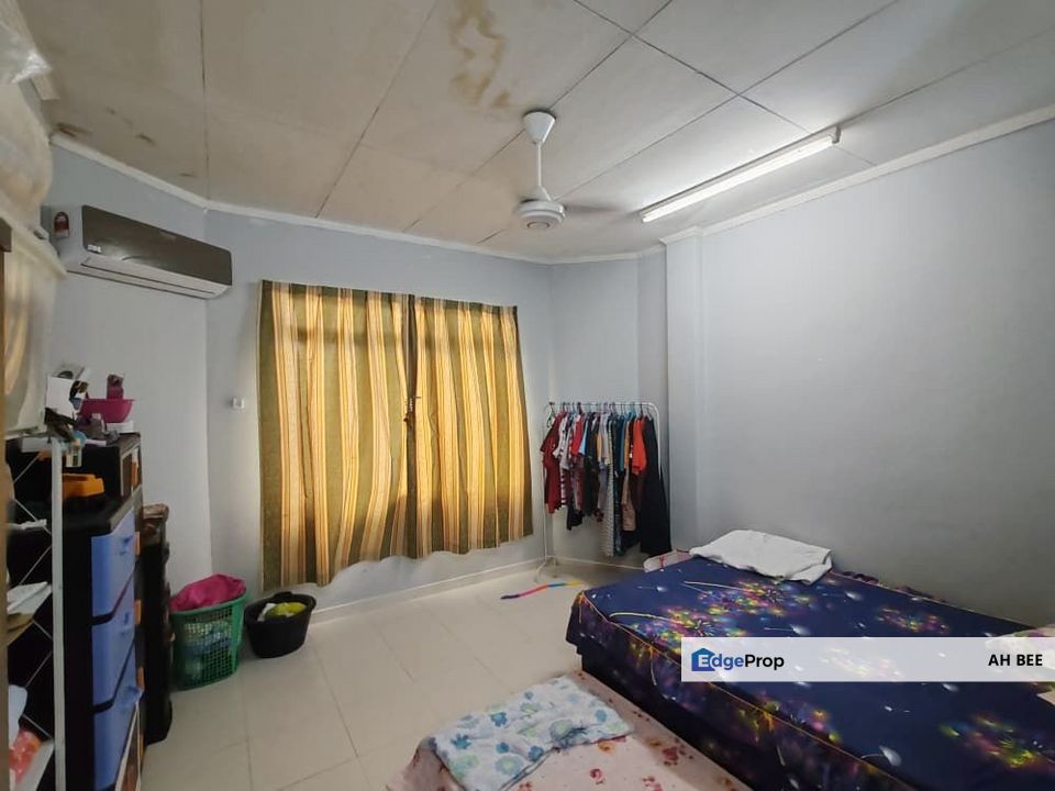 Skudai Villa 3 bedroom apartment for Sale, Johor, Skudai