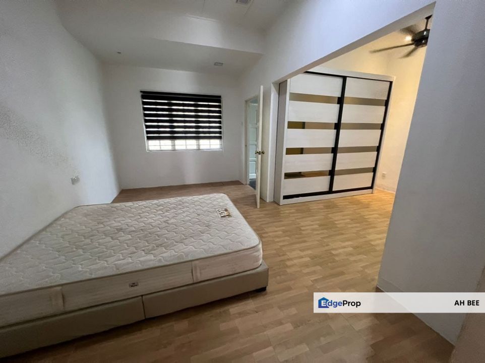 Single Storey Terrace End lot near Taman Rinting  for Sale, Johor, Masai