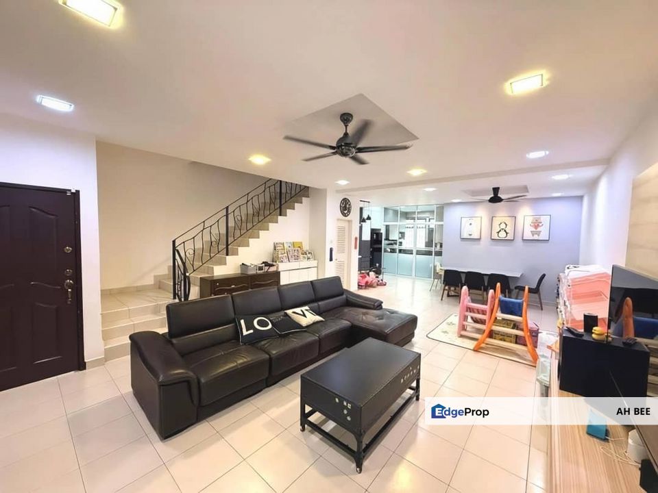 Bestari Indah 2 storey fully furnished for Sale, Johor, Ulu Tiram