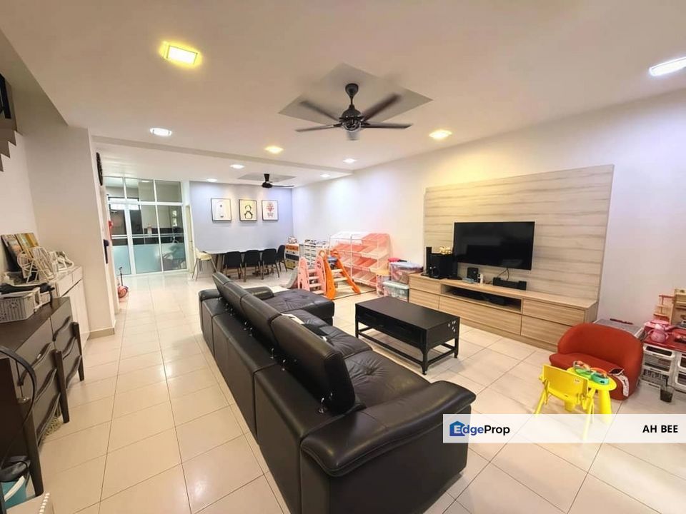 Bestari Indah 2 storey fully furnished for Sale, Johor, Ulu Tiram
