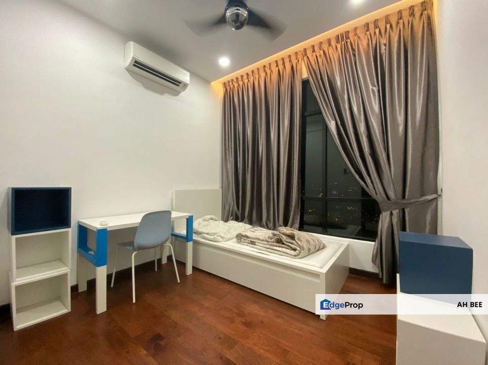 Molek regency fully furnished with 2 car parks, Johor, Johor Bahru