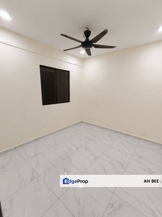 Taman Ungku Tun Aminah Single Storey Endlot for Sale, Johor, Skudai