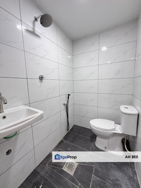 Single Storey Low Cost Taman University for sale, Johor, Skudai