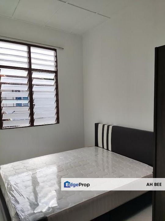 Bukit indah double storey for rent, Johor, Bukit Indah