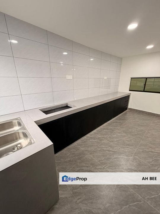 Single Storey Taman Skudai Baru @ Jalan Lekiu, Johor, Skudai