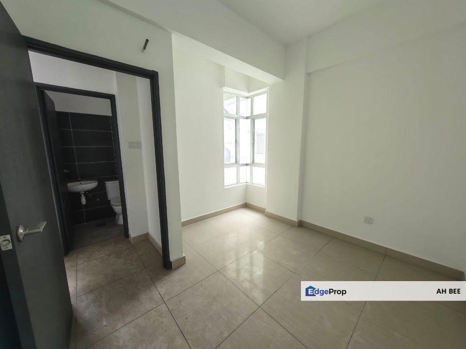 Midori Green 3 bed original unit for sale, Johor, Johor Bahru