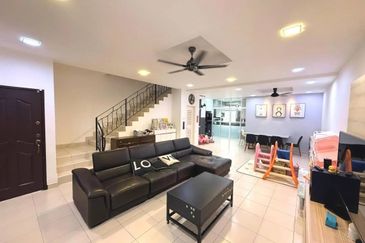 Jalan Bestari @ Bestari Indah (Ulu Tiram) Fully Renovated & Unblock View & Unblock View & Nice Condition 2 Storey Terrace