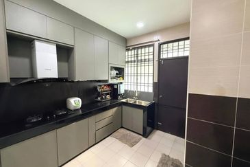 Jalan Bestari @ Bestari Indah (Ulu Tiram) Fully Renovated & Unblock View & Unblock View & Nice Condition 2 Storey Terrace