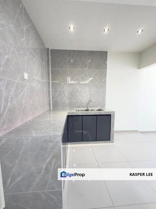 Plentong Flat For Sale Fully Renovated Nice Location, Johor, Pasir Gudang