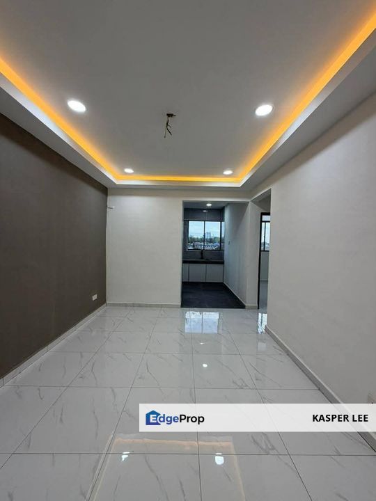Jalan Daisi @ Plentong Low Cost Flat For Sale 2 Bedroom Fully Renovated, Johor, Plentong