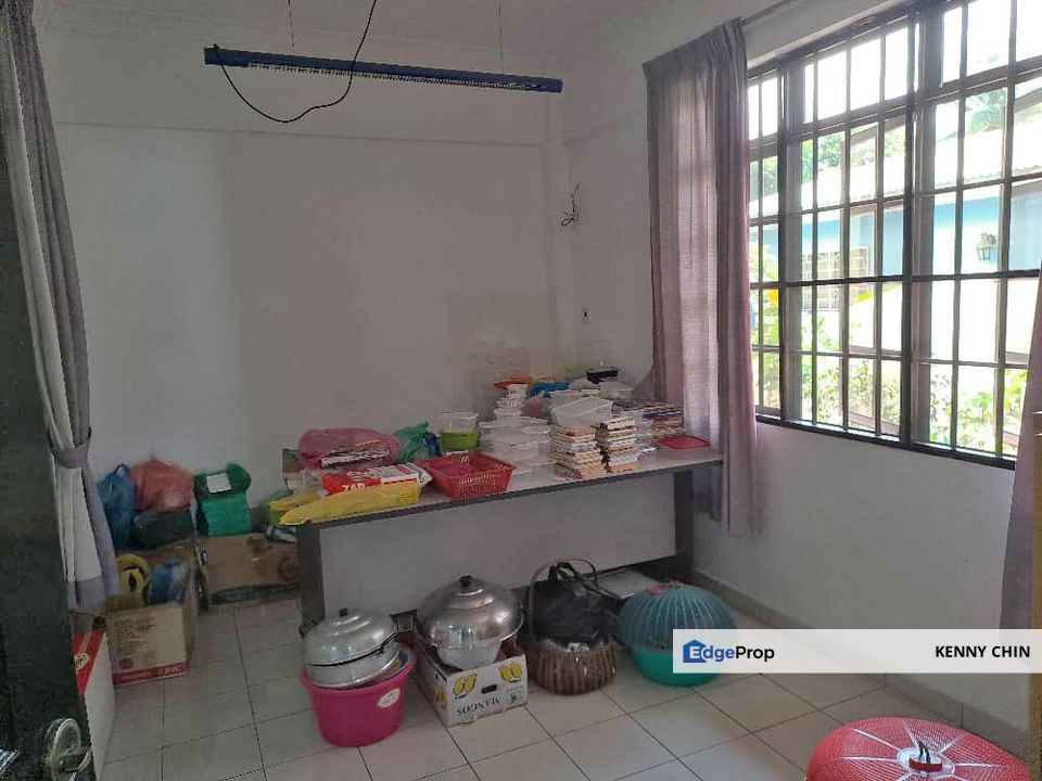Semi-Detached House | Putatan | Kampung Sipanggil | Spacious and Well-Maintained, Sabah, Pulatan