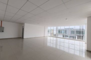 🔥🔥 For Rent🔥🔥

*Frontier Industry Park @ Desa Cemerlang*
