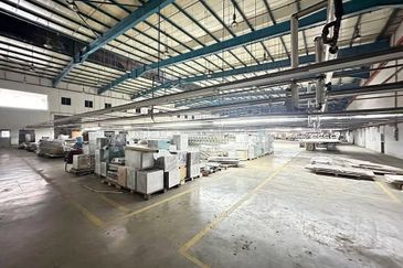 KULAI DETACHED FACTORY FOR SALE