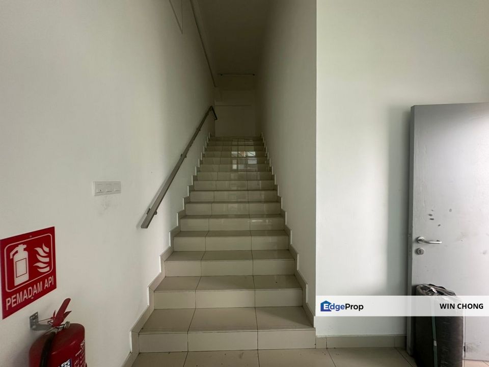 Prime Freehold Cluster Factory in Frontier Industrial Park , Johor, Ulu Tiram