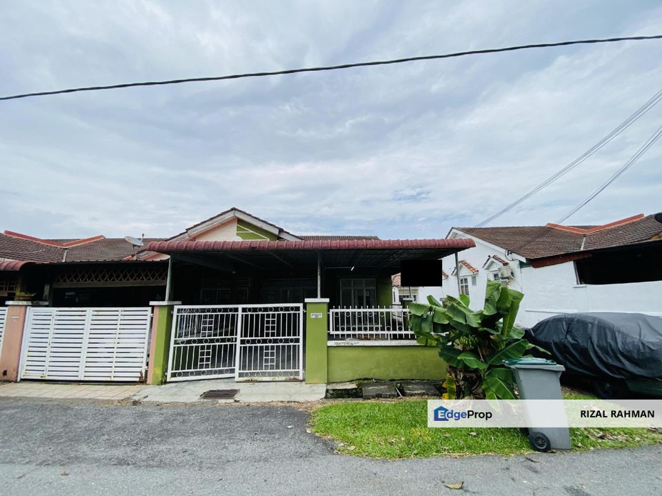 Single-Storey Terrace, Taman Desa Cempaka, Nilai, Negeri Sembilan, Nilai