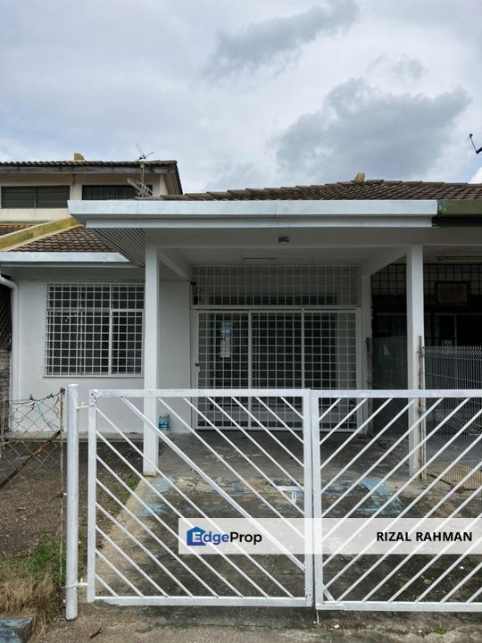 Single-Storey Terrace Taman Desaria, Nilai, Negeri Sembilan, Nilai