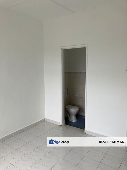 Single-Storey Terrace Taman Desaria, Nilai, Negeri Sembilan, Nilai