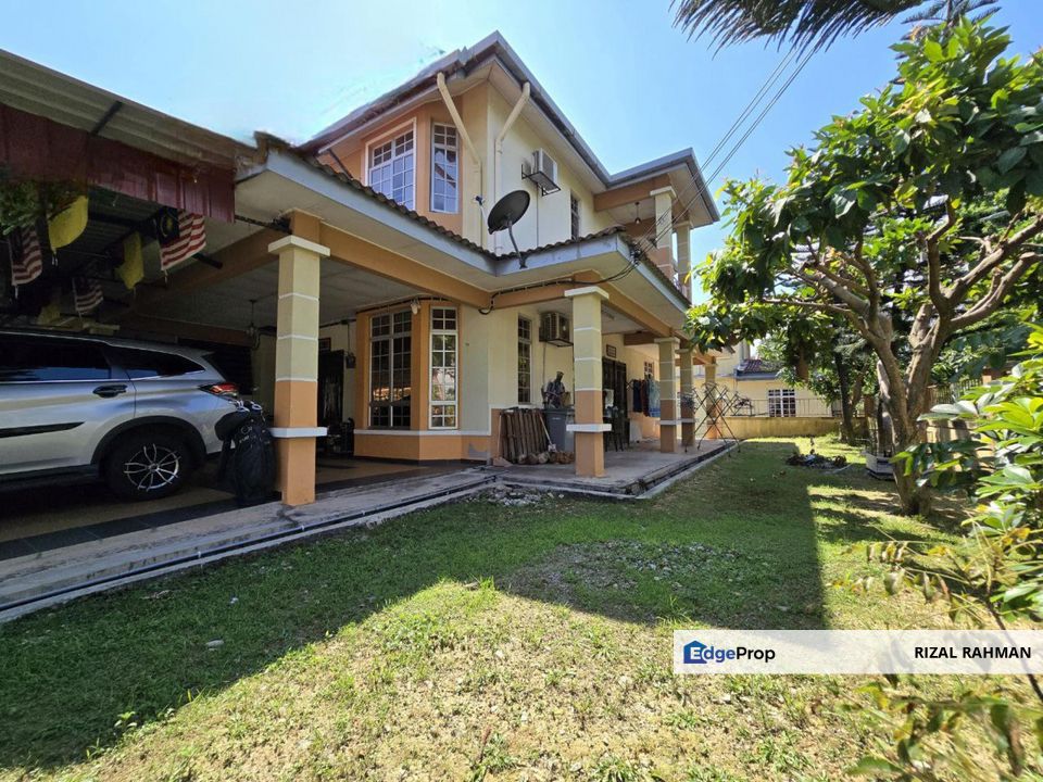 Double Storey Terrace Desa Jati, Acacia Park, Bandar Nilai, Negeri Sembilan, Nilai