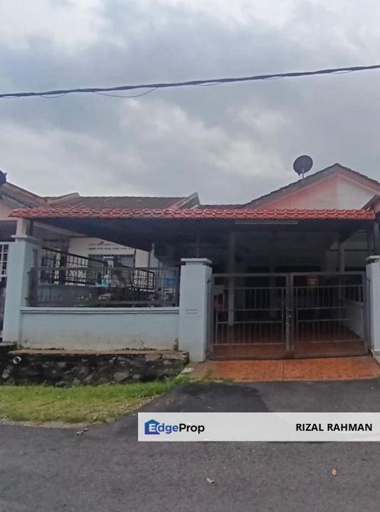 Single Storey House, Taman Desa Jasmin, Nilai, Negeri Sembilan, Nilai