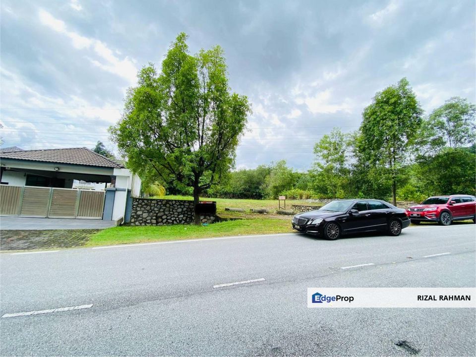FLAT LAND & SPACIOUS Bungalow Lot Laman Akasia Nilai Impian, Negeri Sembilan, Nilai