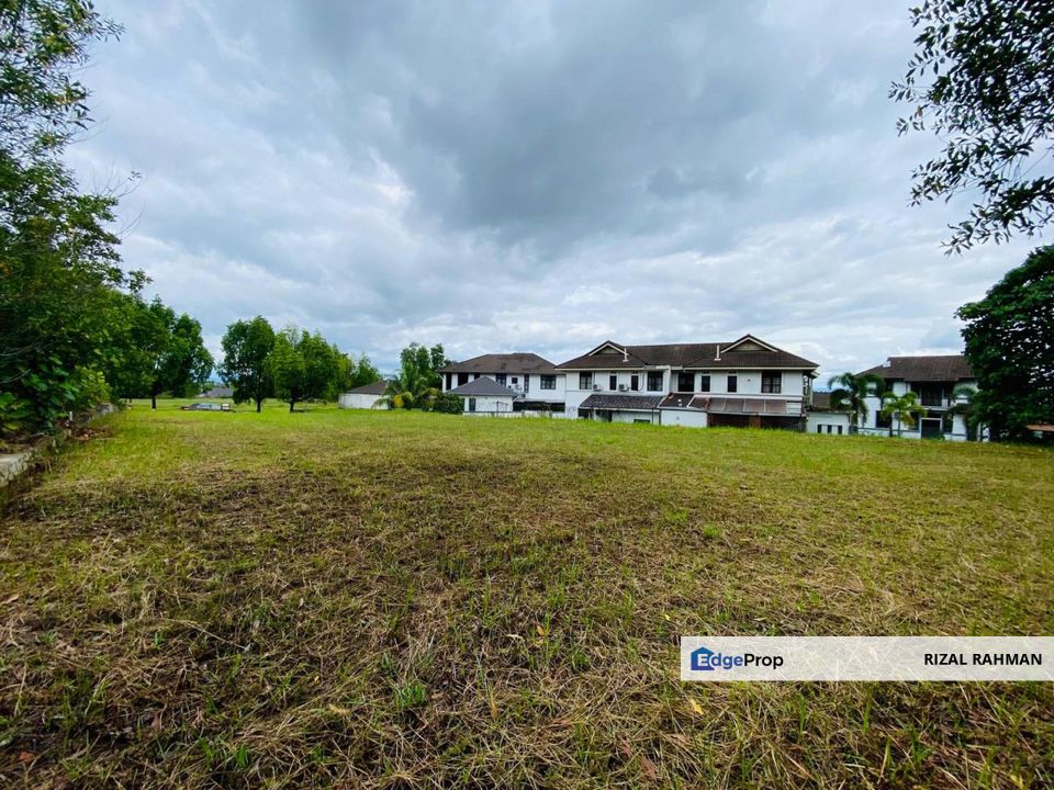 FLAT LAND & SPACIOUS Bungalow Lot Laman Akasia Nilai Impian, Negeri Sembilan, Nilai