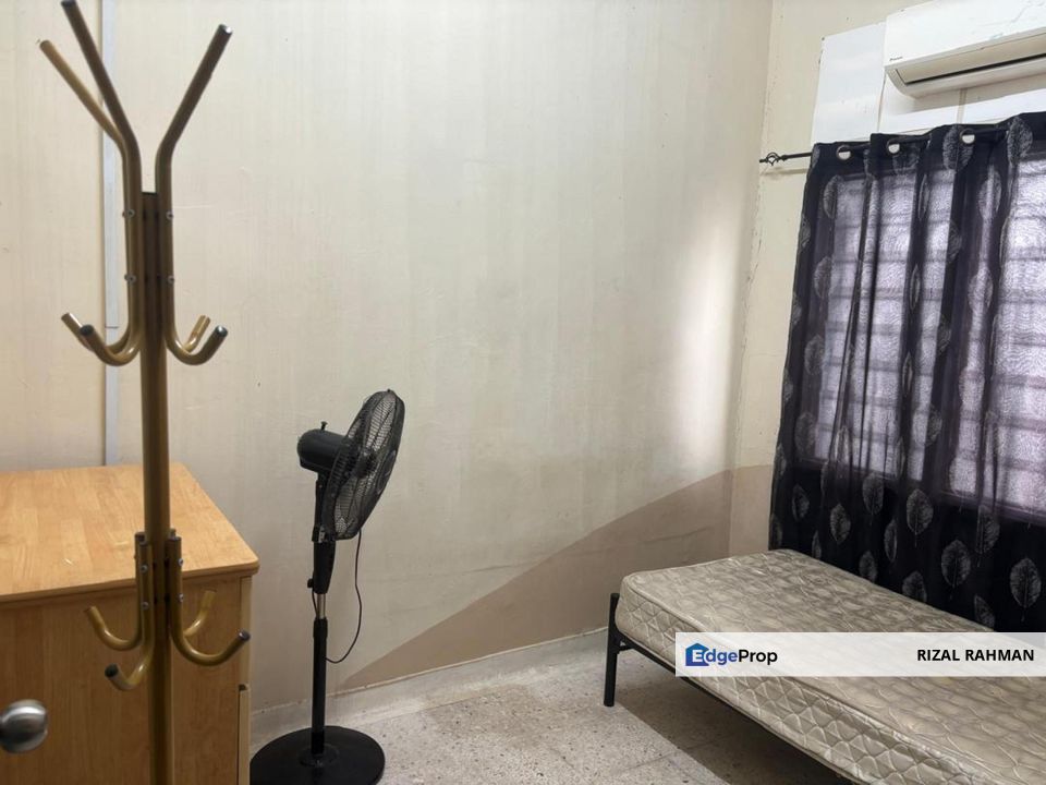 Single Storey Taman Desa Cempaka, Nilai, Negeri Sembilan, Nilai