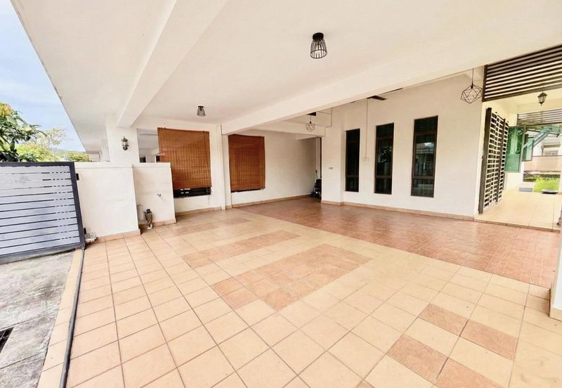 Laman Mawar @ Kota Seriemas