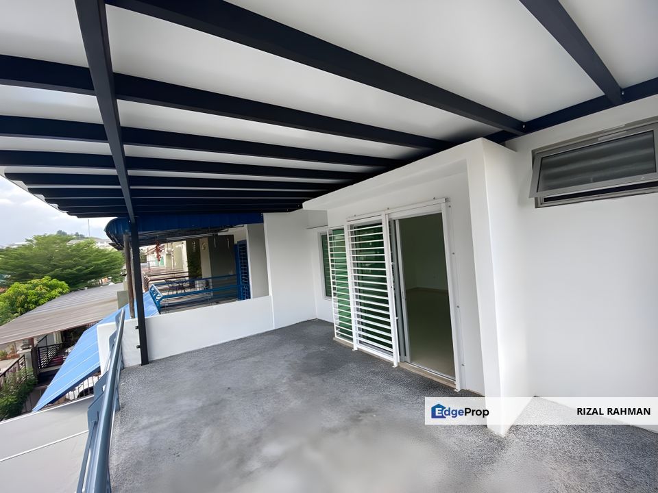 (DEKAT SEKOLAH) Nusari Aman Teres 2 Tingkat Bandar Sri Sendayan, Negeri Sembilan, Seremban