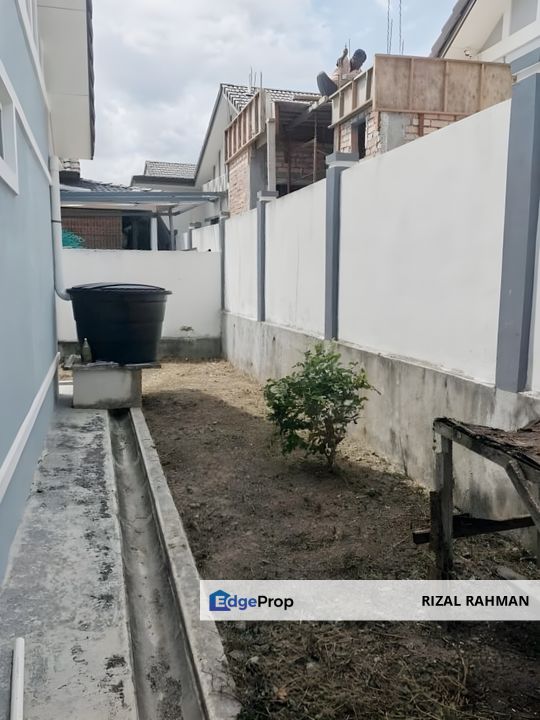 (FULLY FURNISHED) Banglo 1 Tingkat Taman Bukit Senawang Perdana , Negeri Sembilan, Seremban