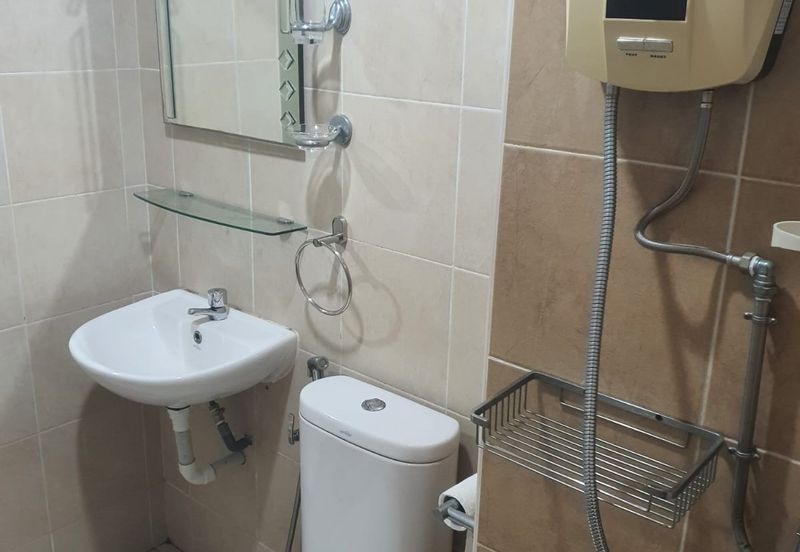 Golden Sands Seaview Residence