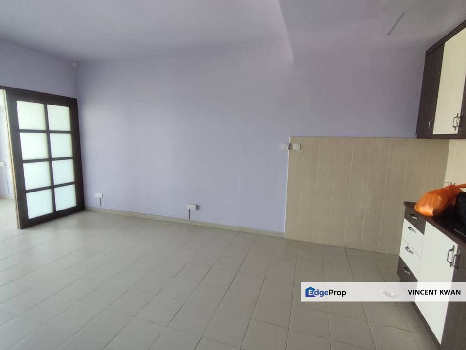 For Sale-Lake View Suites Studio High Floor , Johor, Johor Bahru